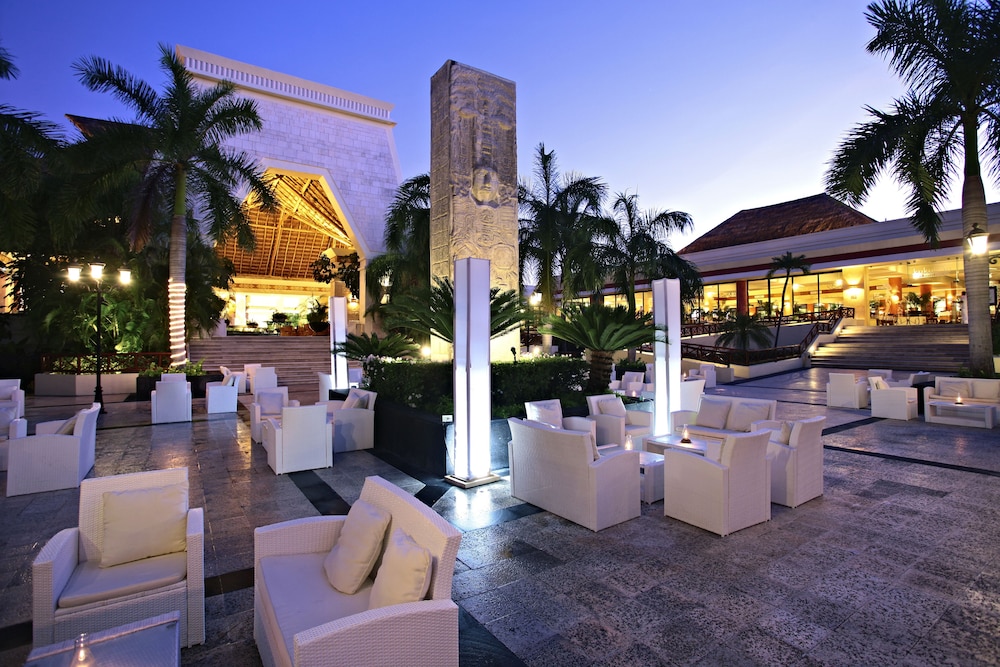 Bahia Principe Explore Coba - Hyatt Inclusive Collection - All Inclusive — Restaurant & bars in Akumal, Quintana Roo