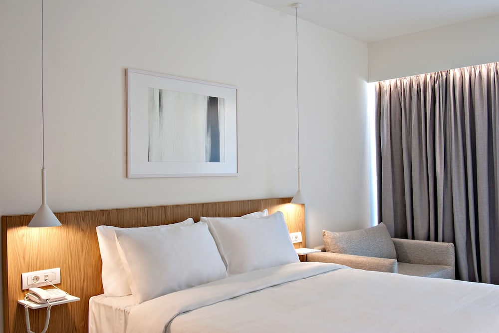 Radisson Resort Plaza Skiathos — Hotel rooms in Skiathos, Thessaly