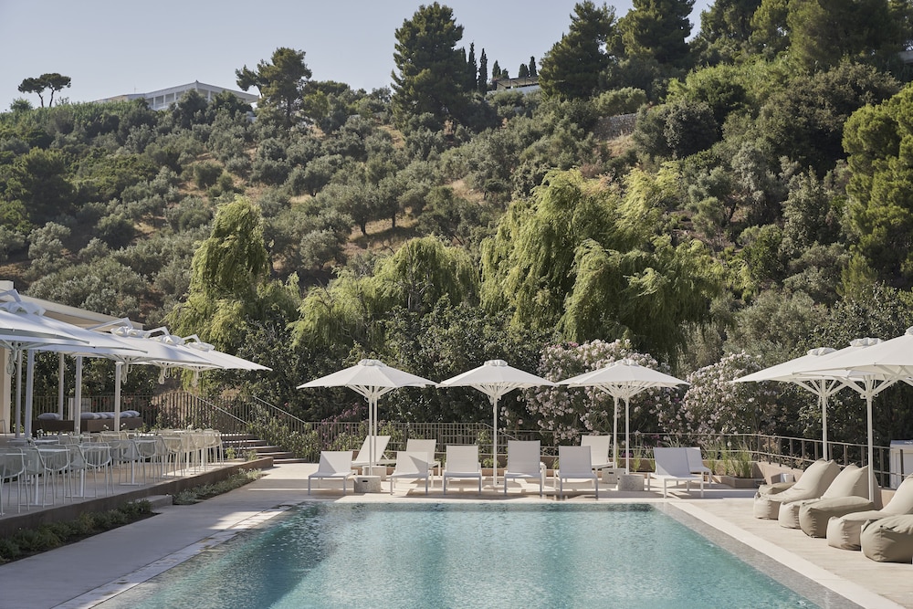 Radisson Resort Plaza Skiathos — Swimming pool in Skiathos, Thessaly