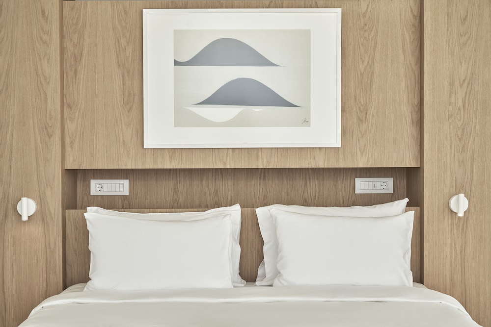 Radisson Resort Plaza Skiathos — Hotel rooms in Skiathos, Thessaly