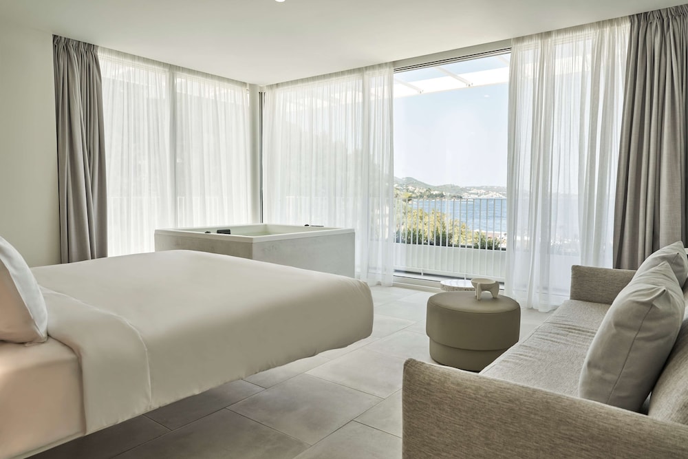 Radisson Resort Plaza Skiathos — Spa in Skiathos, Thessaly