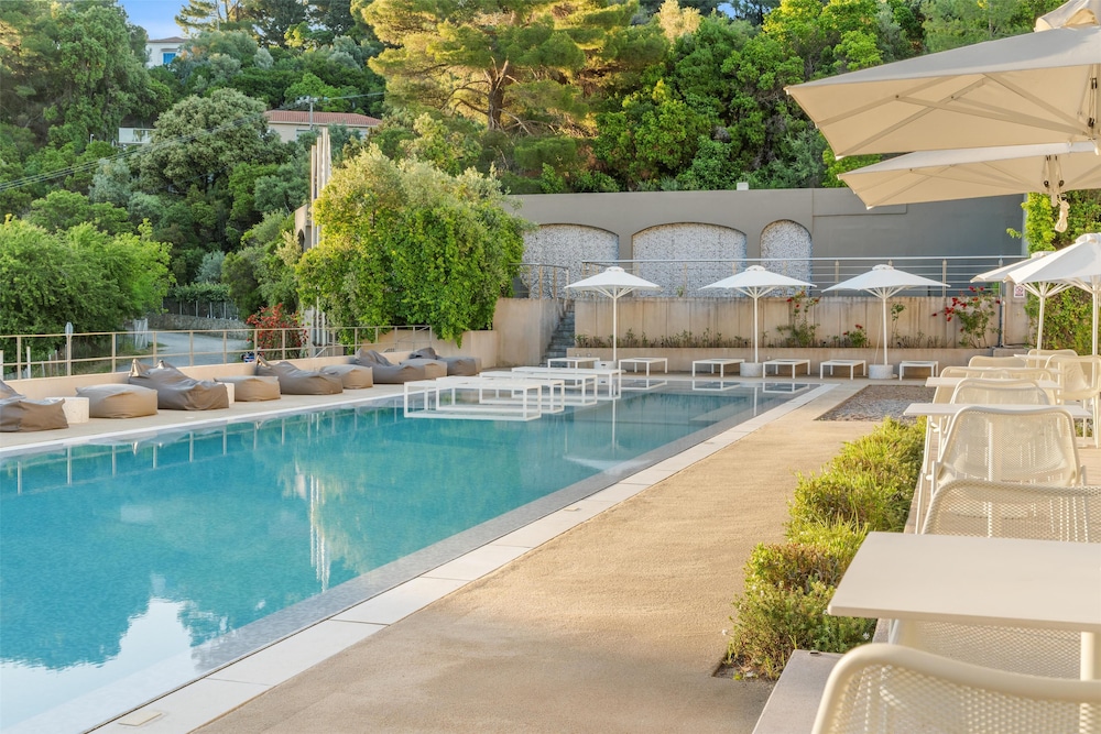 Radisson Resort Plaza Skiathos — Swimming pool in Skiathos, Thessaly