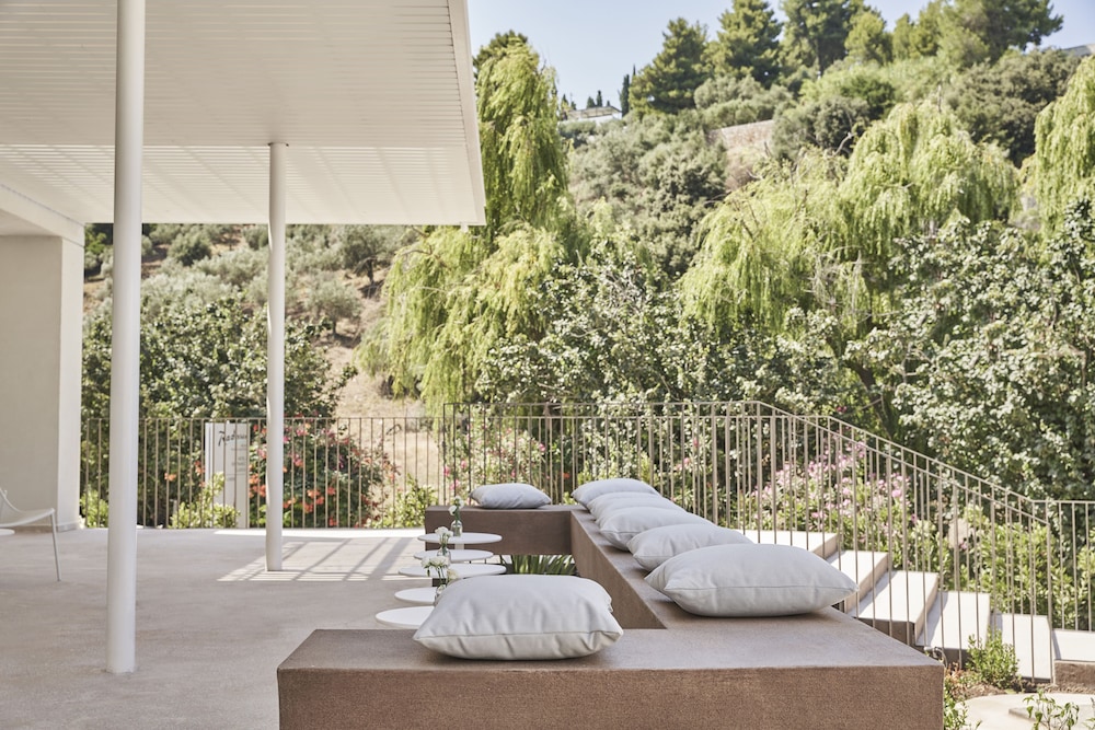 Radisson Resort Plaza Skiathos — Hotel rooms in Skiathos, Thessaly