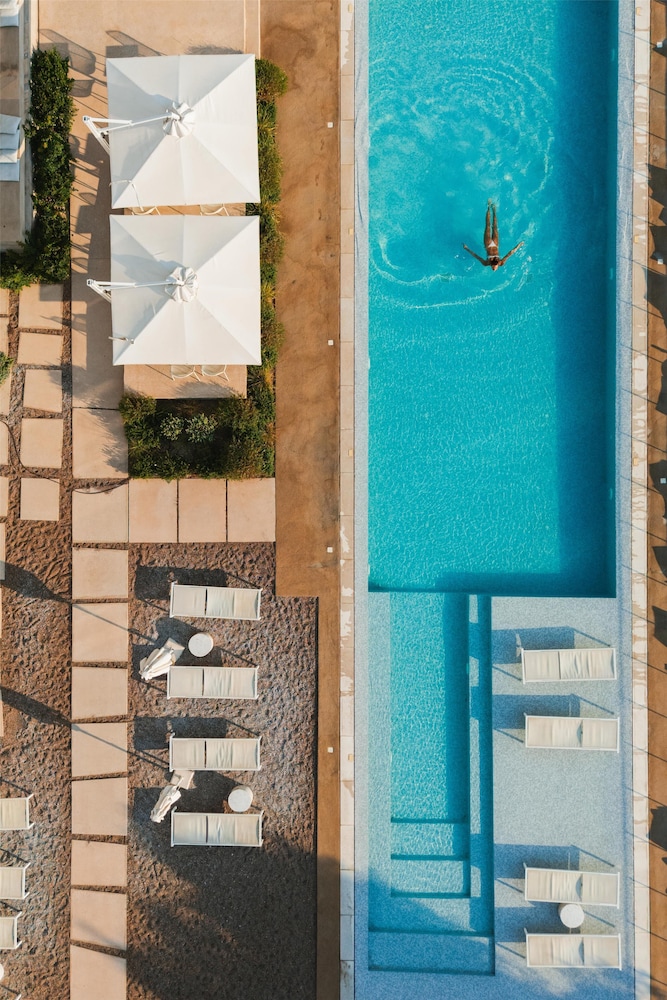 Radisson Resort Plaza Skiathos — Swimming pool in Skiathos, Thessaly
