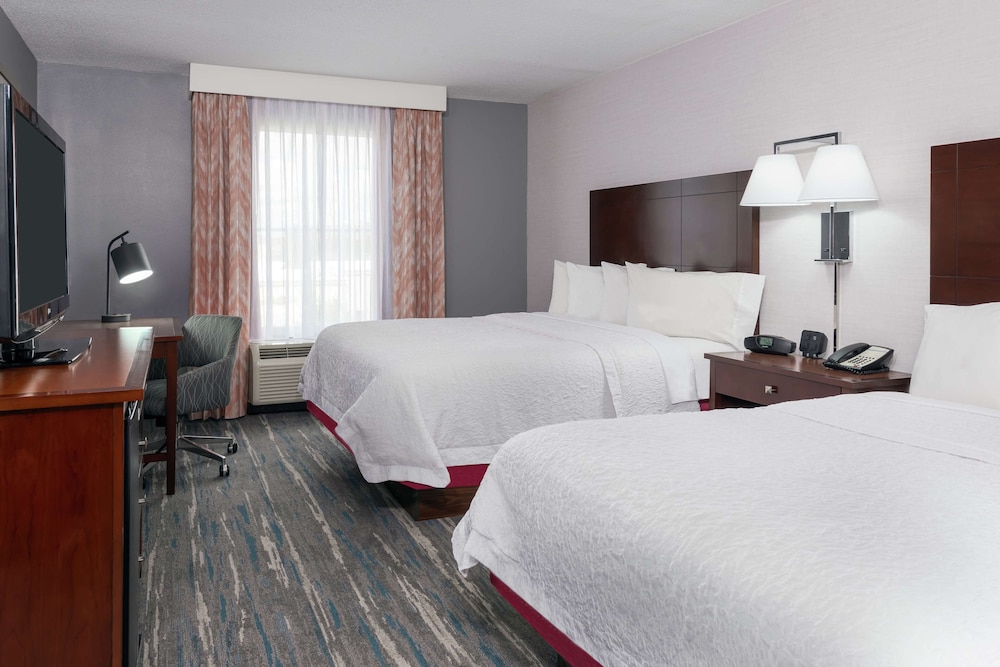 Hampton Inn & Suites Orlando Airport @ Gateway Village — Hotel rooms in Orlando, Florida