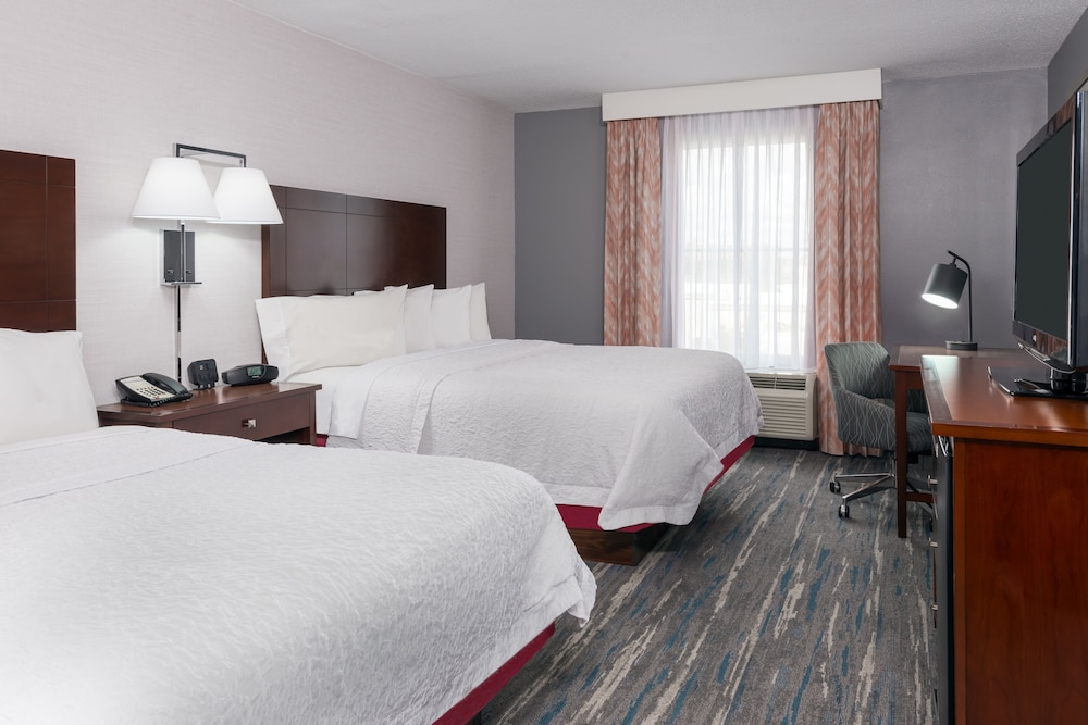 Hampton Inn & Suites Orlando Airport @ Gateway Village — Hotel rooms in Orlando, Florida
