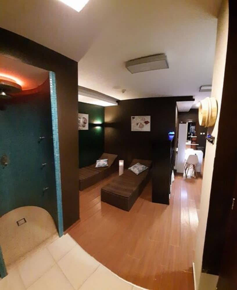 Hotel Admiral — Hotel rooms in Gdansk, Pomeranian