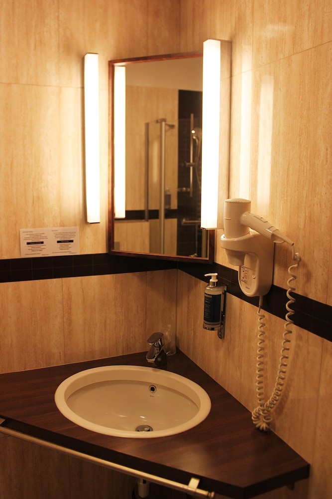 Hotel Admiral — Hotel rooms in Gdansk, Pomeranian