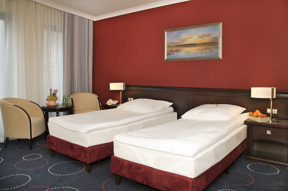 Hotel Admiral — Hotel rooms in Gdansk, Pomeranian
