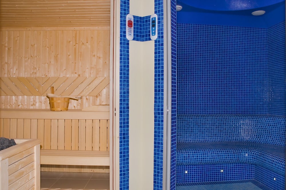 Hotel Admiral — Hotel rooms in Gdansk, Pomeranian