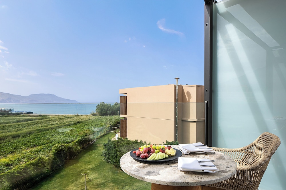 Kimpton La Mer Crete by IHG — Hotel building in Georgioupolis