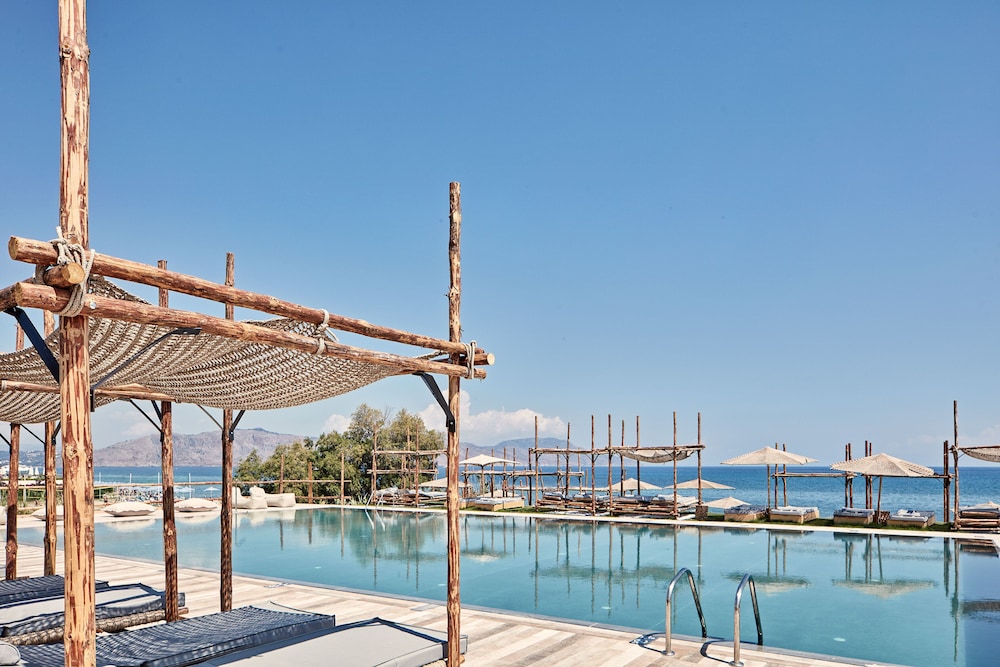 Kimpton La Mer Crete by IHG — Swimming pool in Georgioupolis