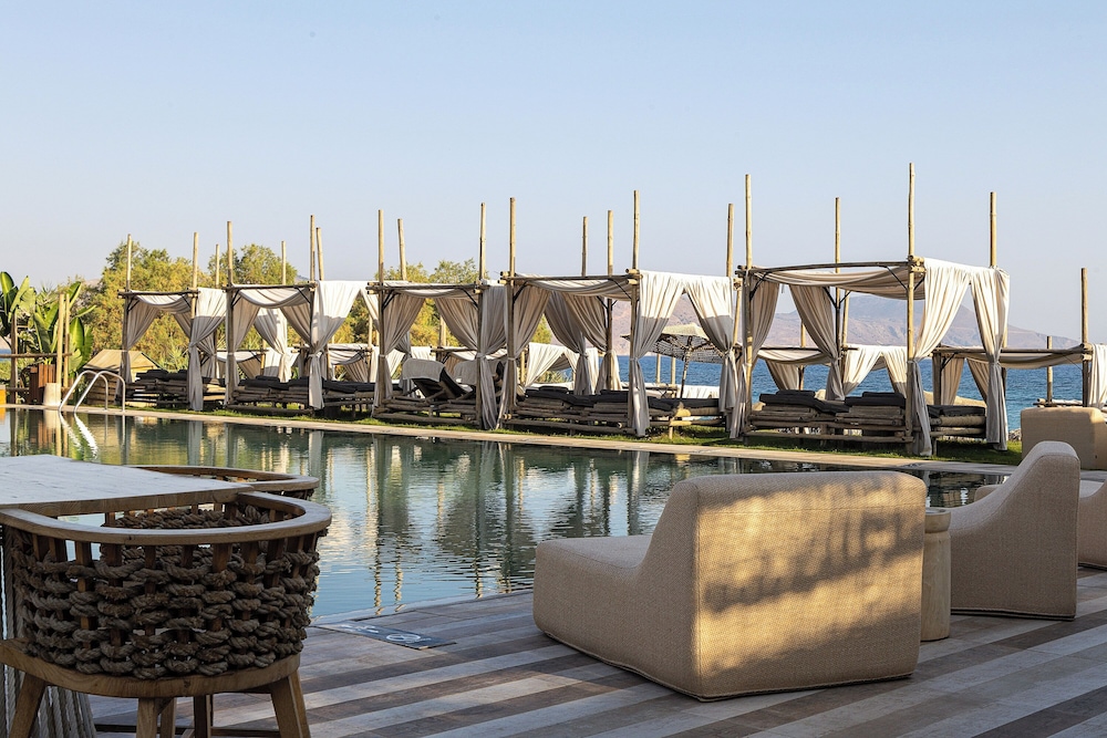 Kimpton La Mer Crete by IHG — Swimming pool in Georgioupolis