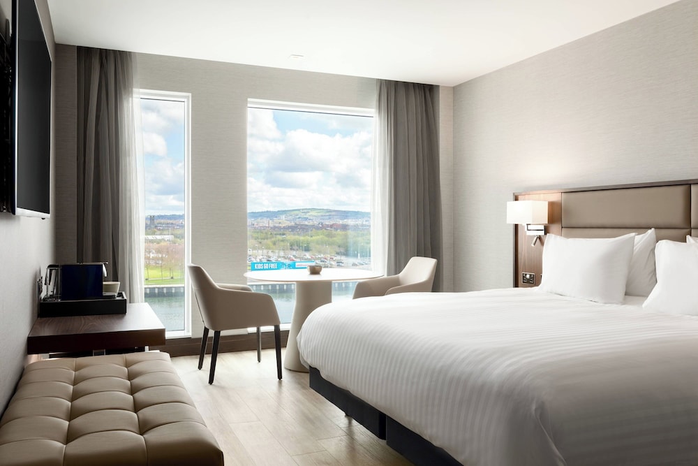 AC Hotels by Marriott Belfast - zdjęcie 4