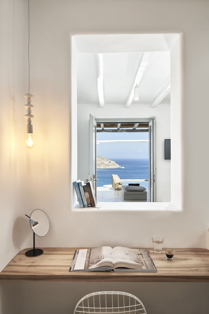 Mykonos Bliss - Cozy Suites, Adults Only Hotel — Hotel rooms in Elia, South Aegean