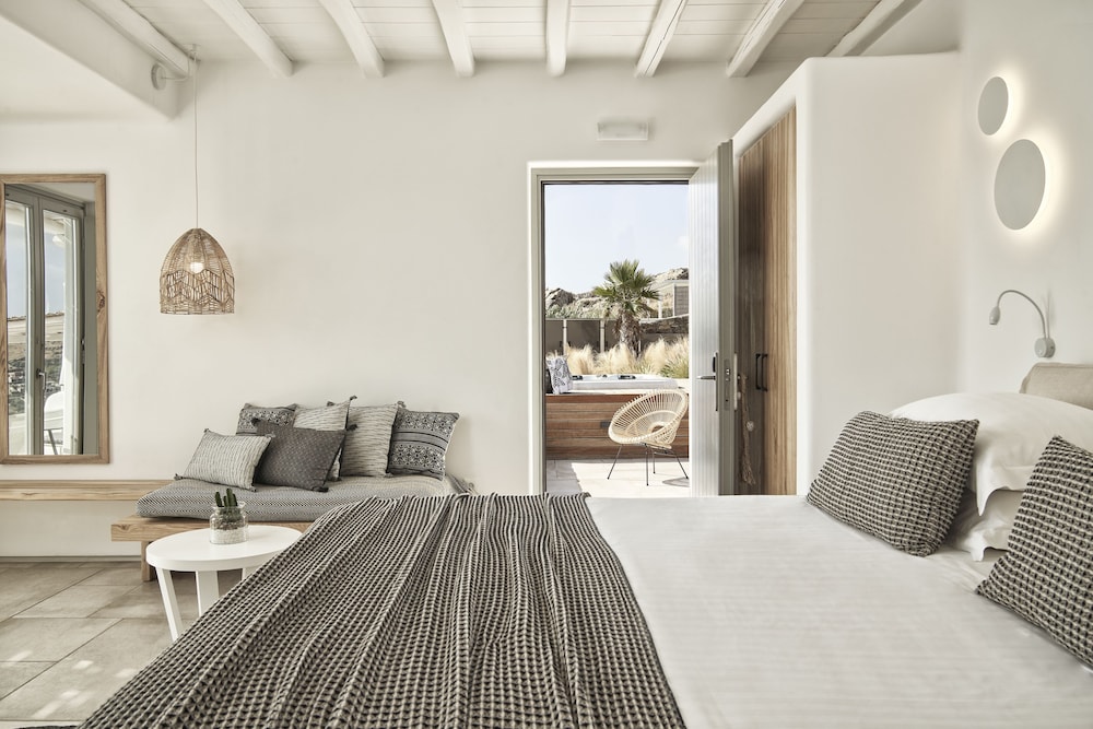 Mykonos Bliss - Cozy Suites, Adults Only Hotel — Hotel rooms in Elia, South Aegean