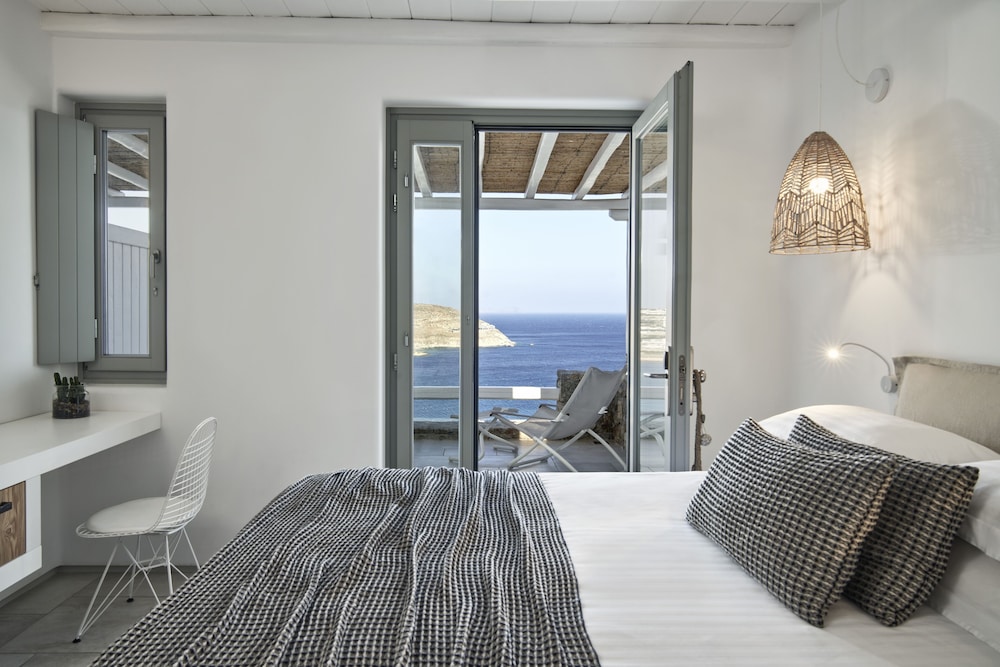 Mykonos Bliss - Cozy Suites, Adults Only Hotel — Hotel rooms in Elia, South Aegean