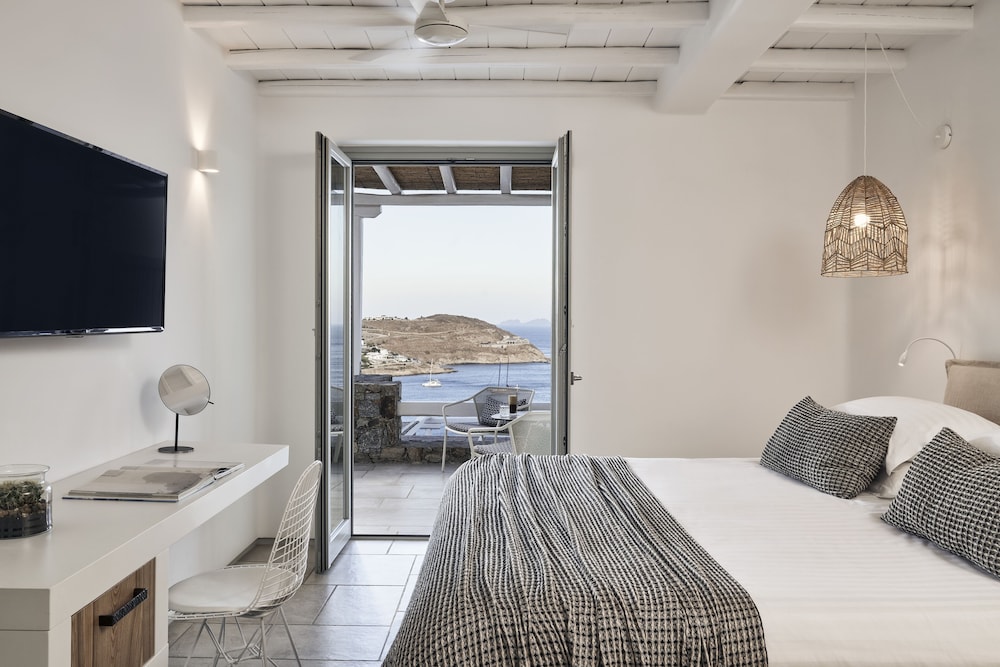 Mykonos Bliss - Cozy Suites, Adults Only Hotel — Hotel rooms in Elia, South Aegean