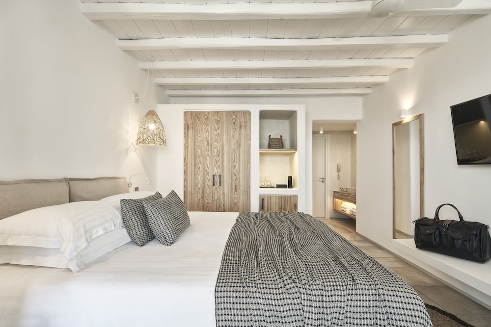 Mykonos Bliss - Cozy Suites, Adults Only Hotel — Hotel rooms in Elia, South Aegean