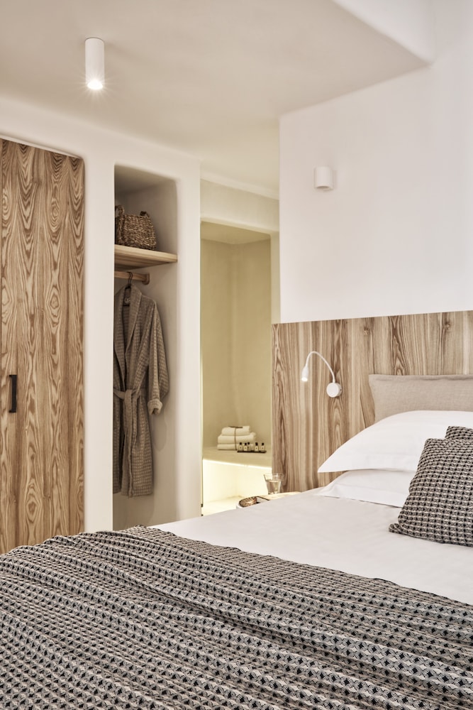 Mykonos Bliss - Cozy Suites, Adults Only Hotel — Hotel rooms in Elia, South Aegean