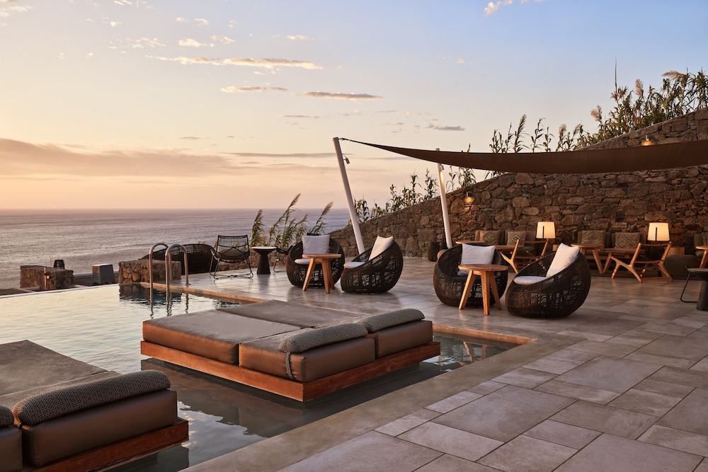 Mykonos Bliss - Cozy Suites, Adults Only Hotel — Main photo in Elia, South Aegean