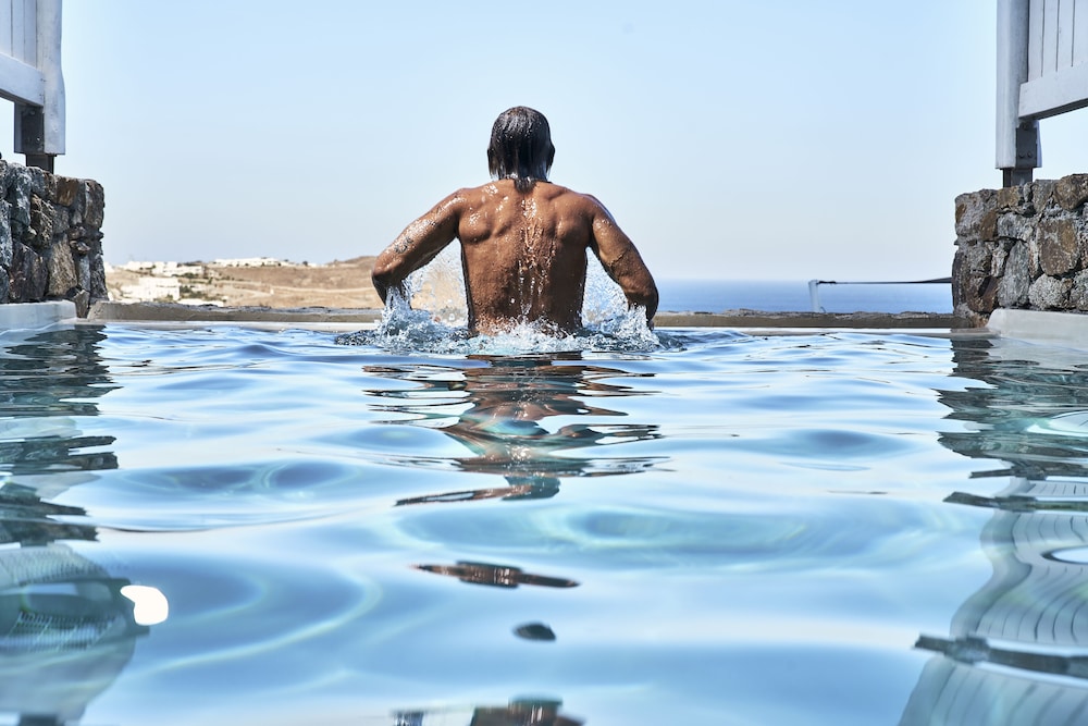Mykonos Bliss - Cozy Suites, Adults Only Hotel — Swimming pool in Elia, South Aegean