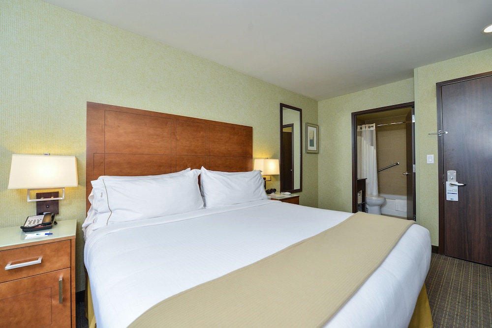 Holiday Inn Express New York - Manhattan West Side by IHG — Hotel rooms in New York City, New York State