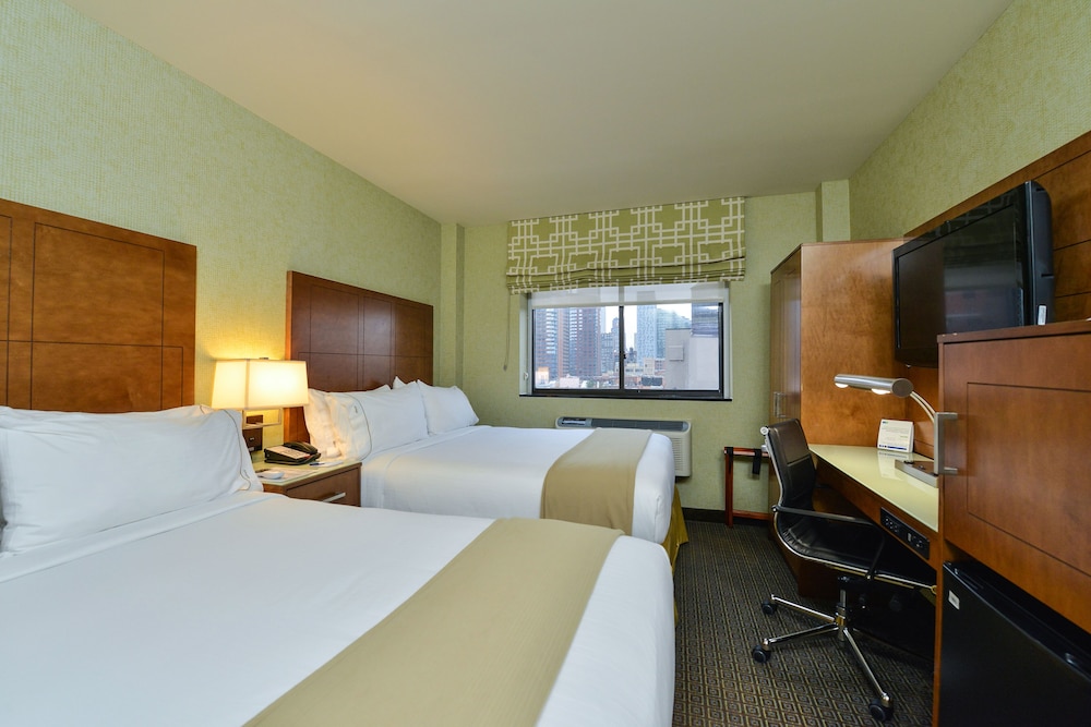 Holiday Inn Express New York - Manhattan West Side by IHG — Hotel rooms in New York City, New York State