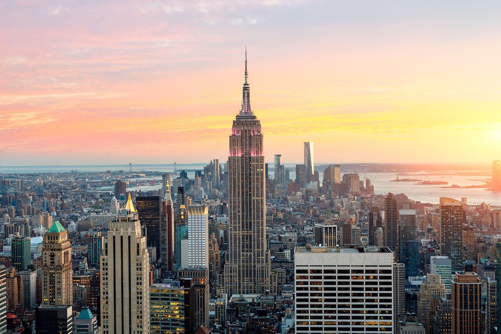 Holiday Inn Express New York - Manhattan West Side by IHG — Attractions in the area in New York City, New York State