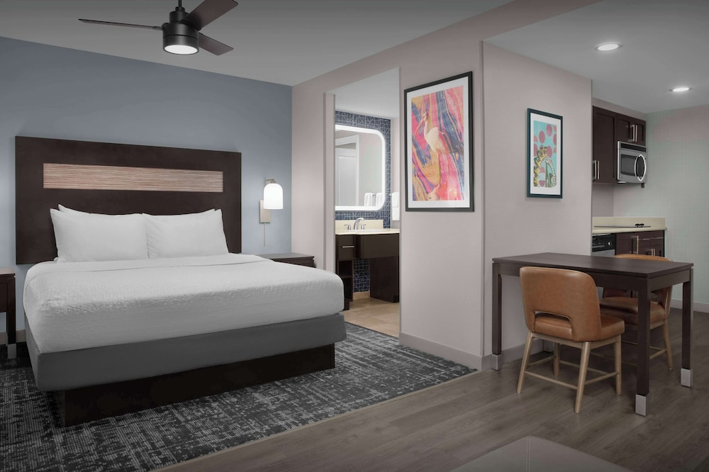 Homewood Suites by Hilton Orlando Airport — Hotel rooms in Orlando, Florida