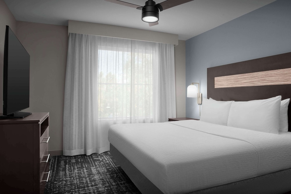 Homewood Suites by Hilton Orlando Airport — Hotel rooms in Orlando, Florida
