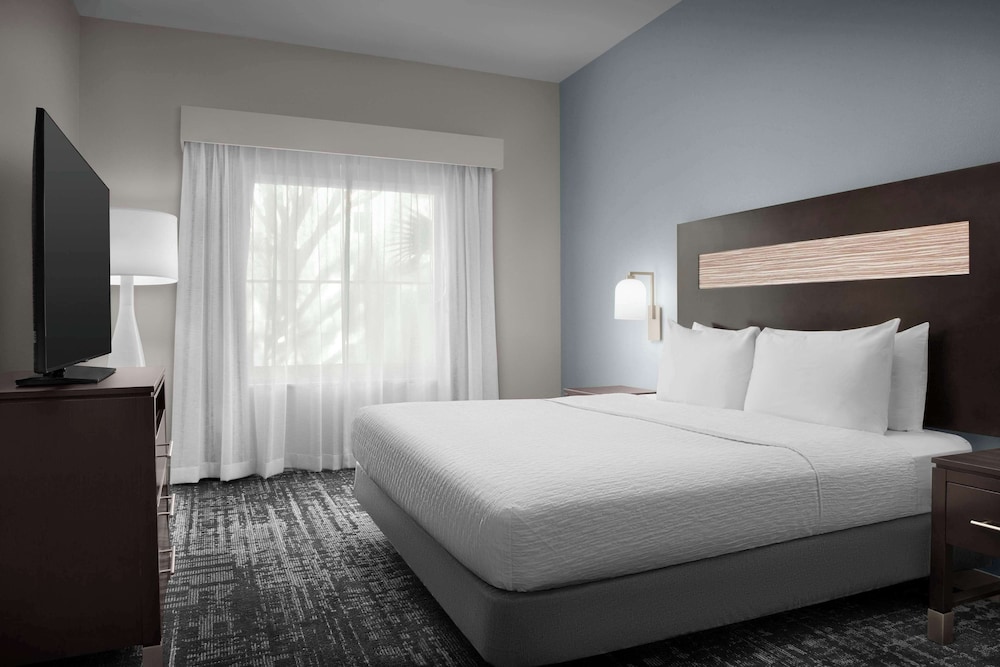 Homewood Suites by Hilton Orlando Airport — Hotel rooms in Orlando, Florida