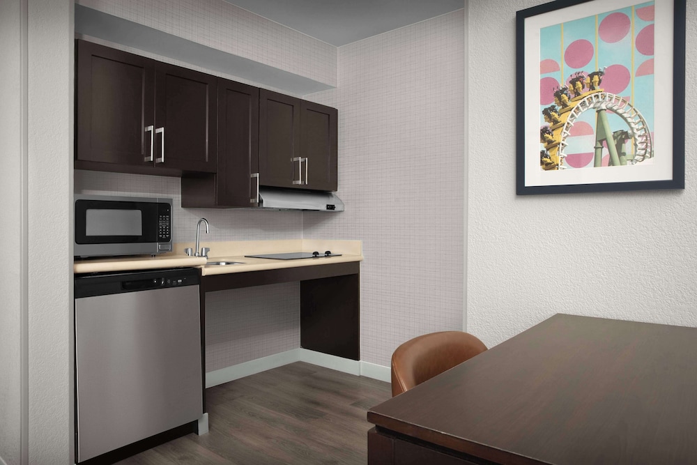 Homewood Suites by Hilton Orlando Airport — Hotel rooms in Orlando, Florida