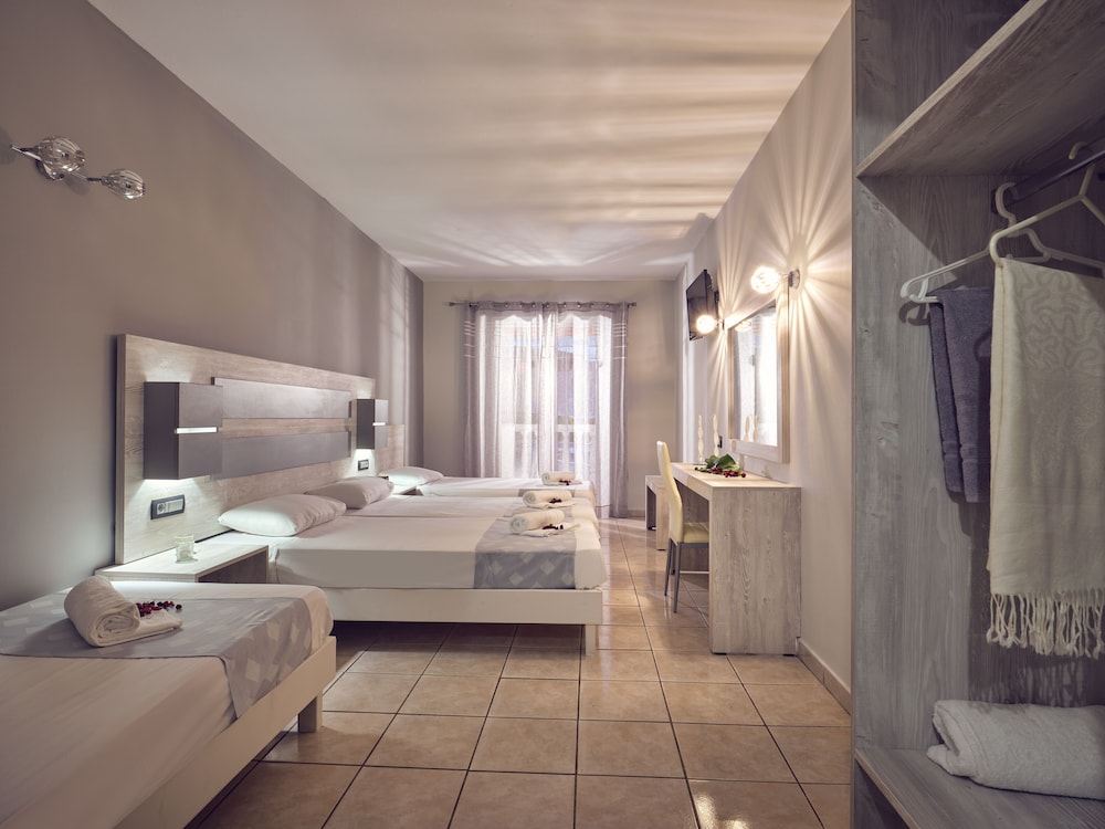 Aeon Hotel — Hotel rooms in Laganas, Ionian Islands