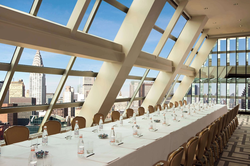 Millennium Hilton New York One UN Plaza — Hotel building in New York City, New York State