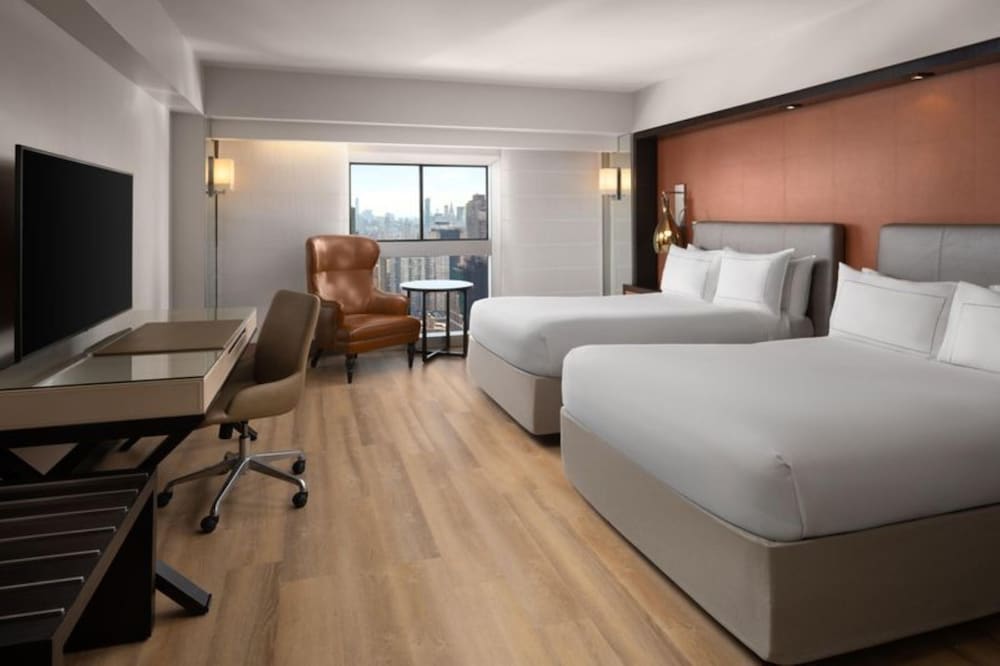 Millennium Hilton New York One UN Plaza — Hotel rooms in New York City, New York State