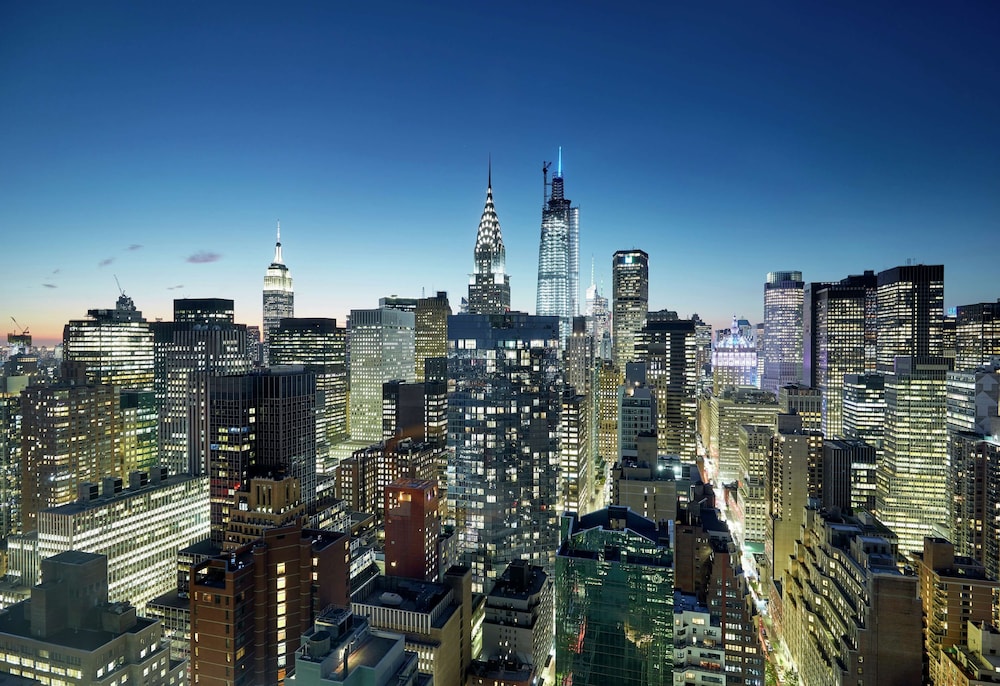 Millennium Hilton New York One UN Plaza — Attractions in the area in New York City, New York State