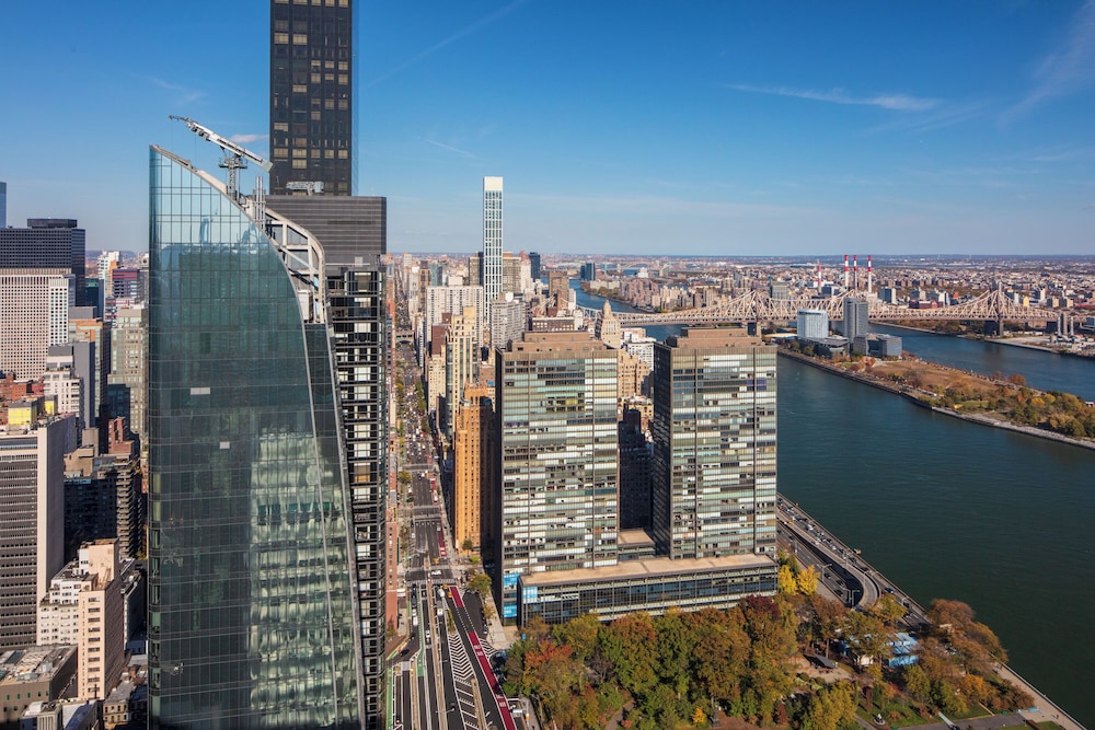 Millennium Hilton New York One UN Plaza — Hotel building in New York City, New York State