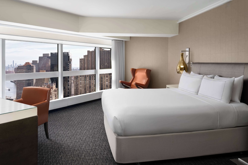 Millennium Hilton New York One UN Plaza — Hotel rooms in New York City, New York State