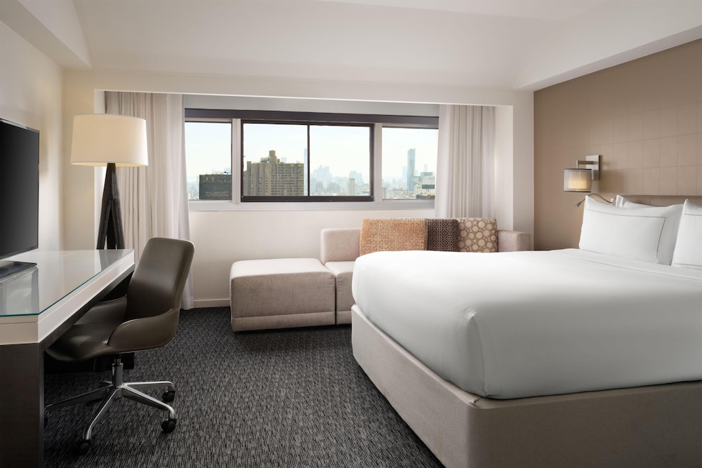 Millennium Hilton New York One UN Plaza — Hotel rooms in New York City, New York State