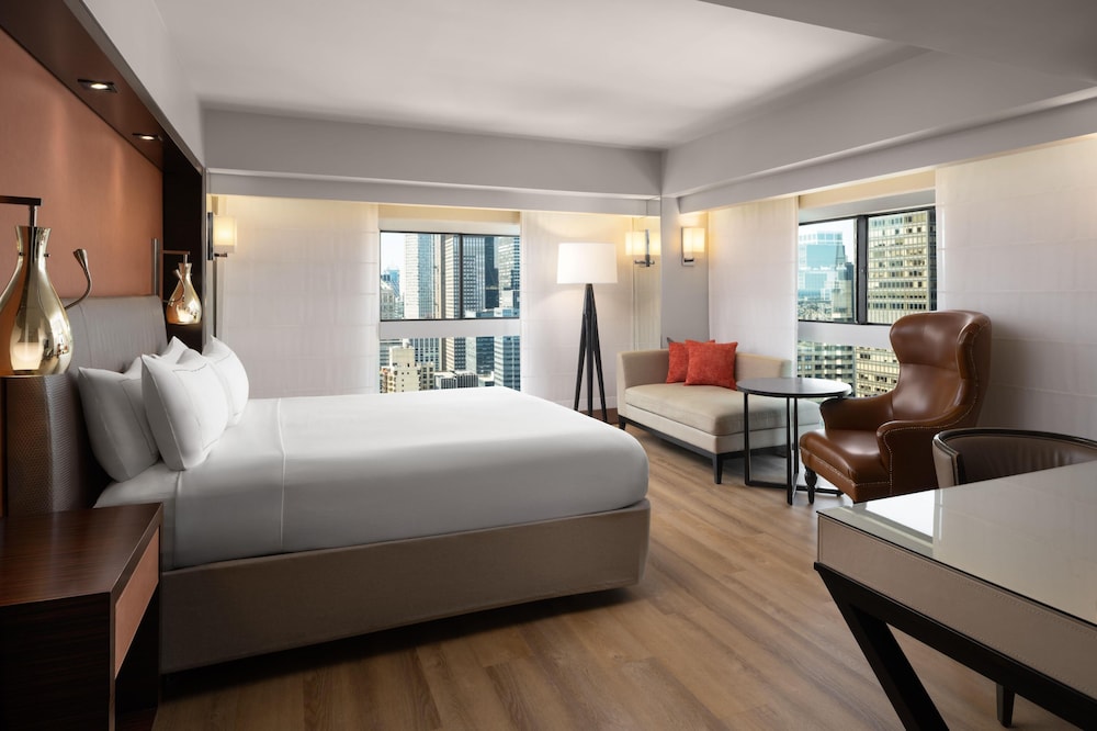 Millennium Hilton New York One UN Plaza — Hotel rooms in New York City, New York State