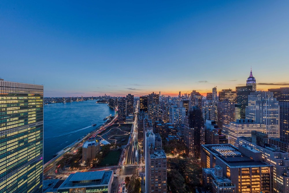 Millennium Hilton New York One UN Plaza — Attractions in the area in New York City, New York State