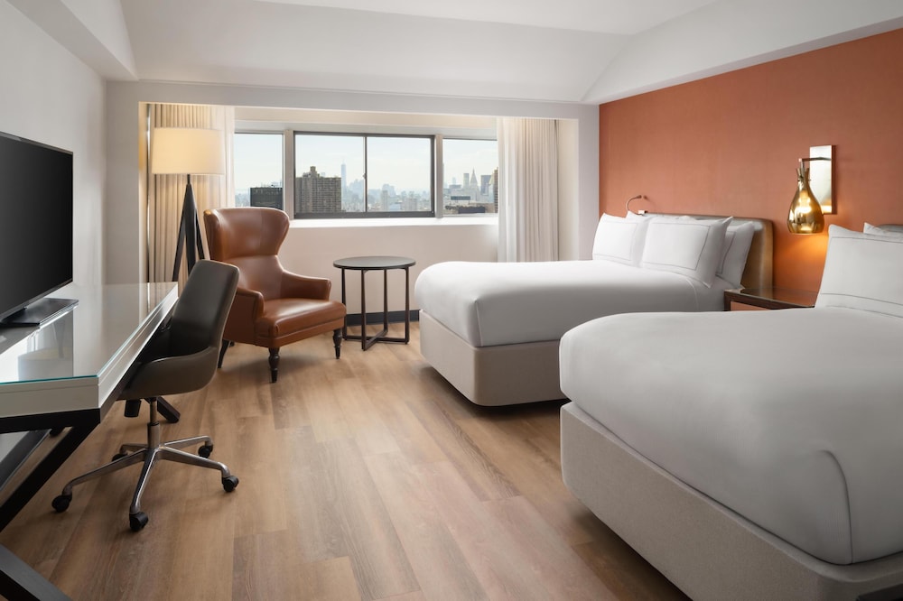 Millennium Hilton New York One UN Plaza — Hotel rooms in New York City, New York State