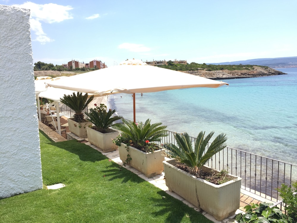 Hotel Punta Negra — Beach in Alghero, Sardinia