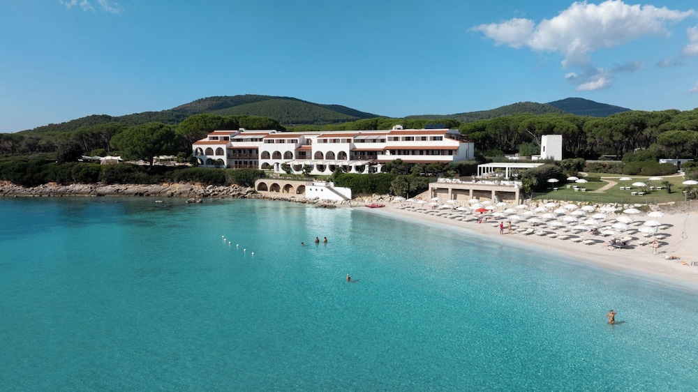 Hotel Punta Negra — Beach in Alghero, Sardinia