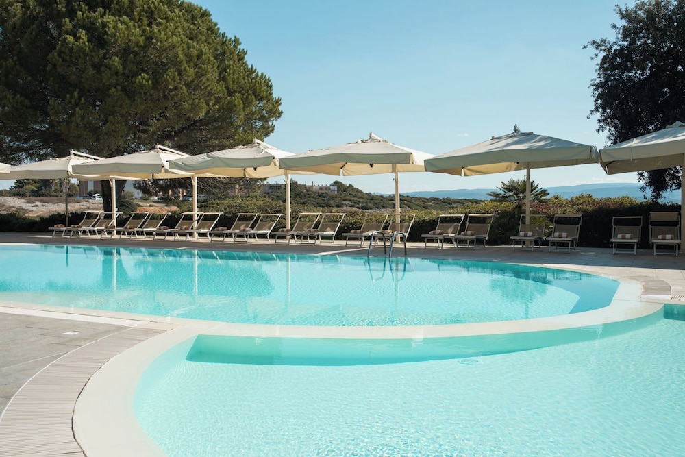 Hotel Punta Negra — Swimming pool in Alghero, Sardinia