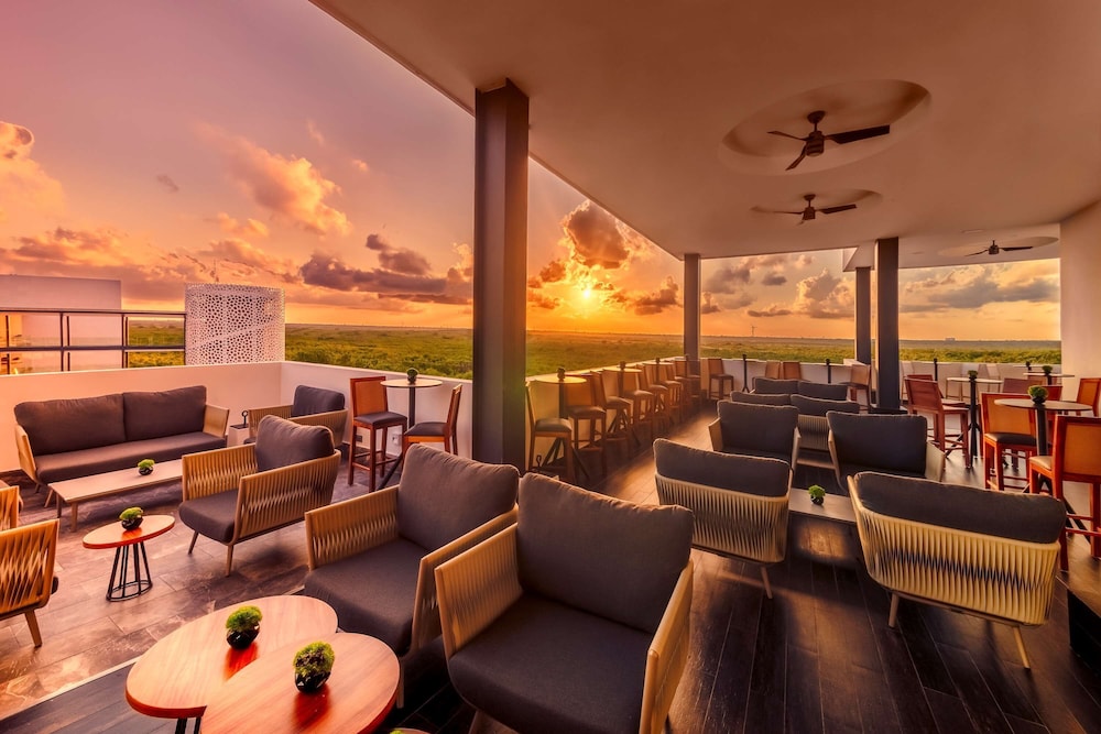 Haven Riviera Cancun - All Inclusive - Adults Only — Restaurant & bars in Puerto Morelos, Quintana Roo