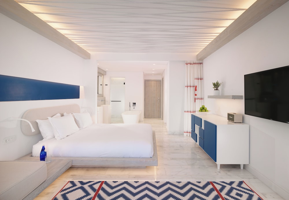 Mykonos Riviera Hotel & Spa a member of Small Luxury Hotels of the World — Hotel rooms in Tourlos, South Aegean