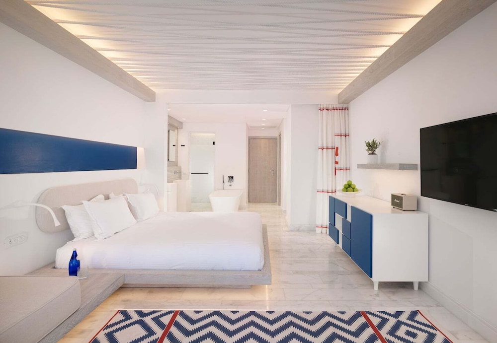 Mykonos Riviera Hotel & Spa a member of Small Luxury Hotels of the World — Hotel rooms in Tourlos, South Aegean