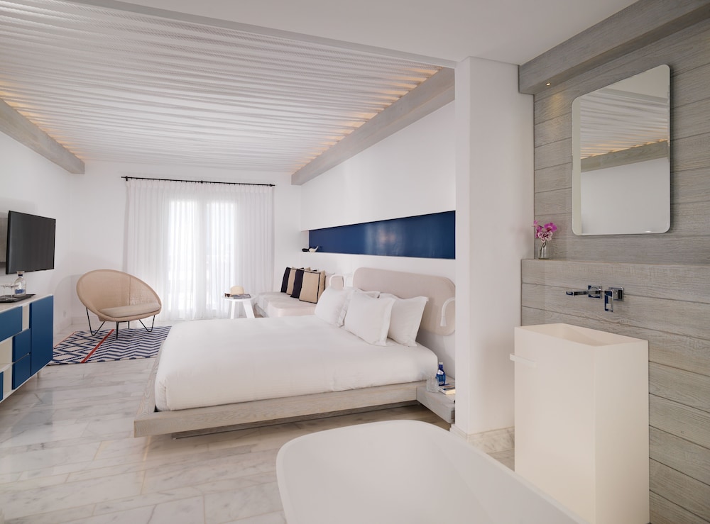 Mykonos Riviera Hotel & Spa a member of Small Luxury Hotels of the World — Hotel rooms in Tourlos, South Aegean